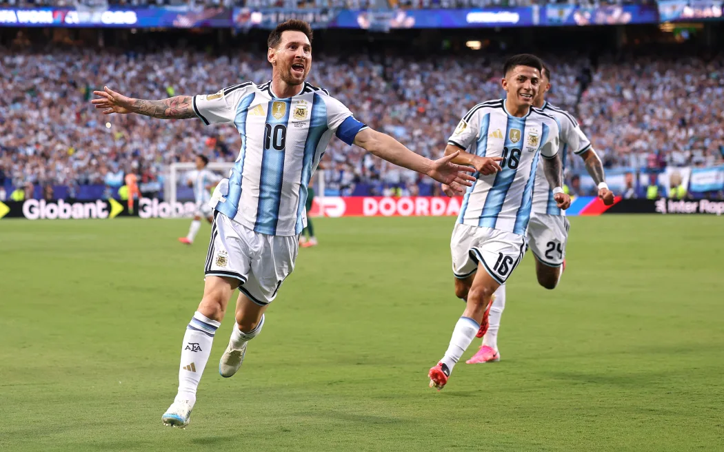 Messi Hat-Trick: Argentina 3-0 Algeria Lionel Messi Equals Klose World Cup Goals Record