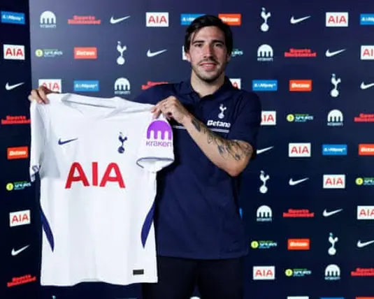 The Summer Transfer Circus: Blockbuster Signings, High-Stakes Hijacks, and Rebuilding Empires