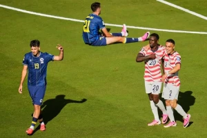 USA 2-0 Bosnia: Ten-Man USMNT Grind into the World Cup Last 16