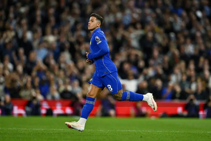 Chelsea Prepared to Sell Enzo Fernandez to Man City for the Right Price