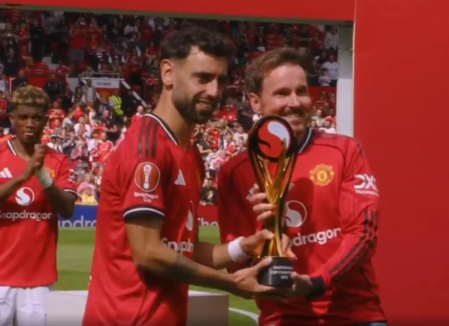 Man Utd Round-Up: Snapdragon Cup Win, Yoro Backs Title Push, Hall Interest Grows