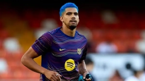 Official: Araujo Completes Liverpool Loan Move as Barcelona Chapter Winds Down