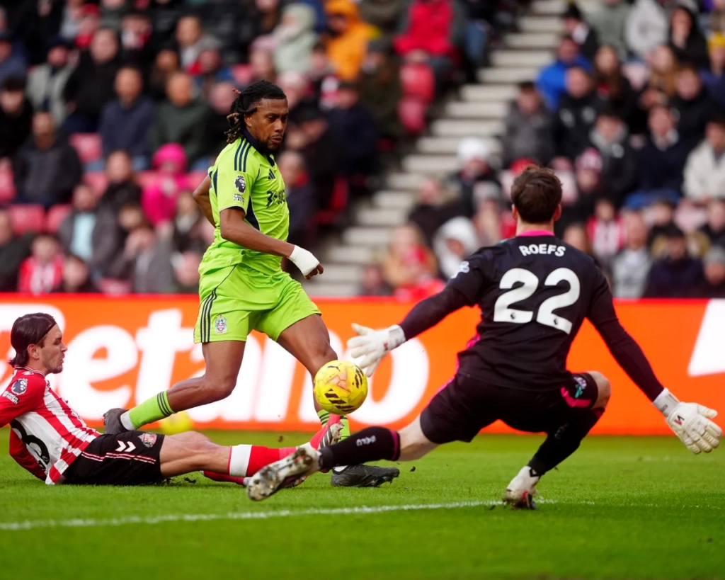 Sunderland vs Fulham, Sunday 2pm
