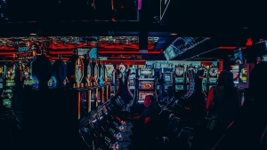 How to Read Casino Game Rules Without Boring Yourself – JetBet Kenya Edition
