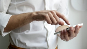 Mobile Betting Guide: Master Sports Wagering on Your Phone