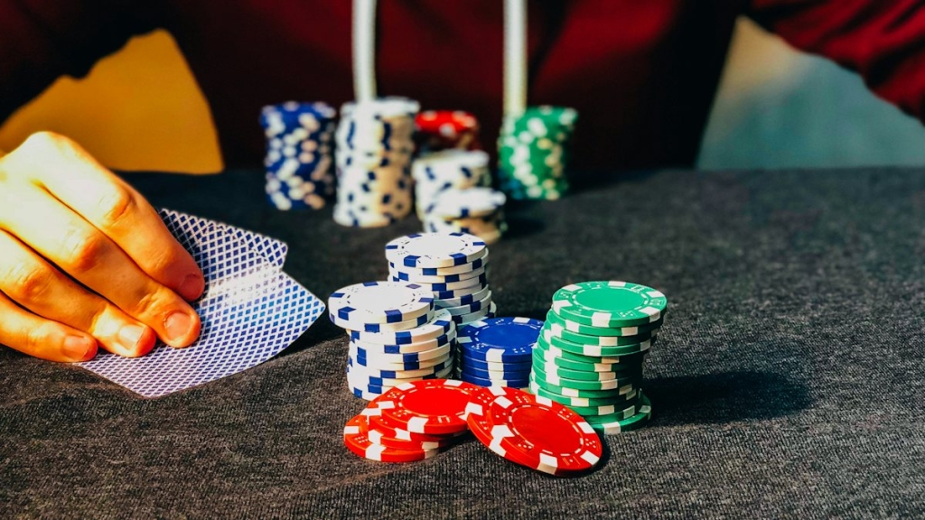 Poker Kenya Online: Your Ultimate Guide to Playing & Winning