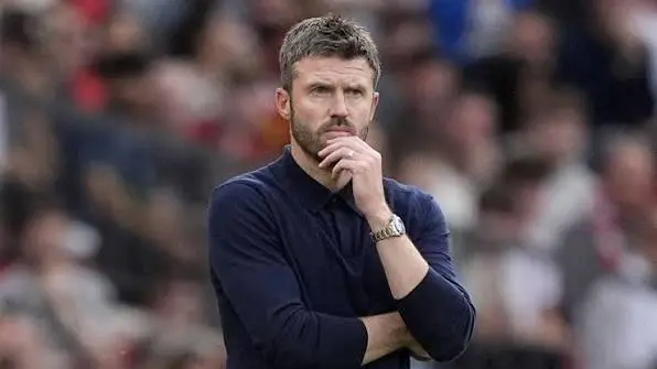 What’s Really Wrong at Man Utd as Carrick Comes Under Growing Pressure?